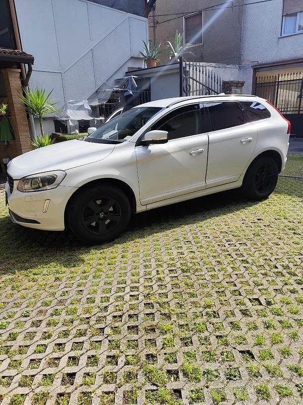 Usata Volvo XC60 163 CV (119 kW) 2016 Bianco SUV
