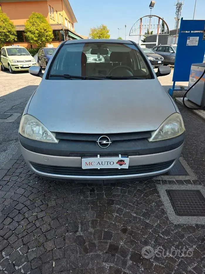Usata Opel Corsa 75 CV (55 kW) 2003 Grigio Utilitaria