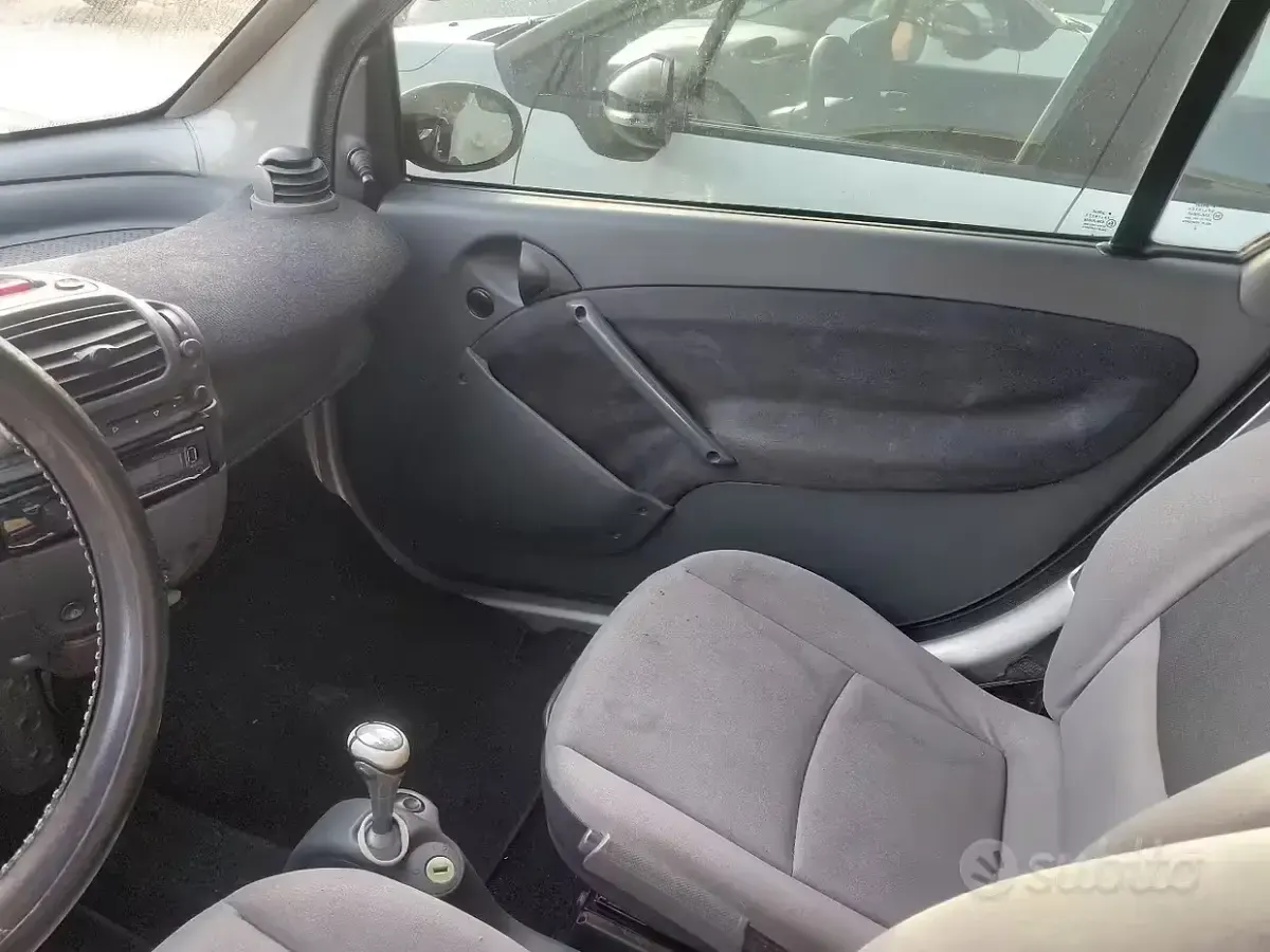 Usata Smart ForTwo Cabrio 61 CV (44 kW) 2006 Nero Cabrio