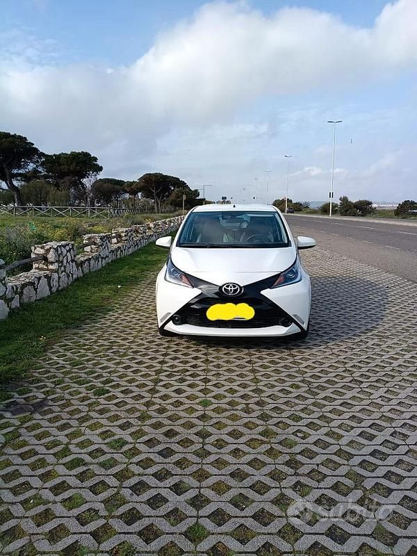 Usata Toyota Aygo 2017 Bianco Utilitaria