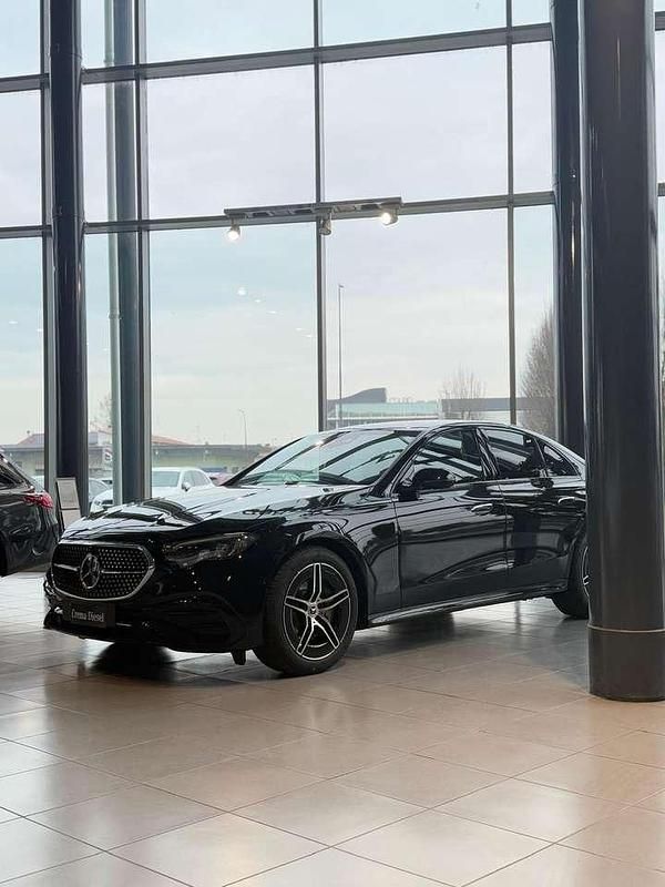 Nuova Mercedes E220 Advanced 197 CV (144 kW) 2025 Nero ossidiana Berlina