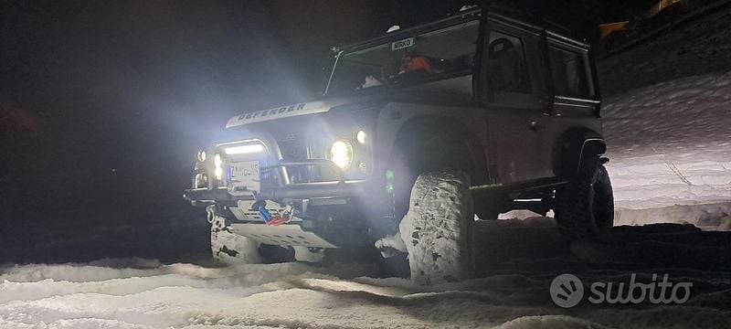 Usata Land Rover Defender 86 CV (63 kW) 2015 Bianco SUV
