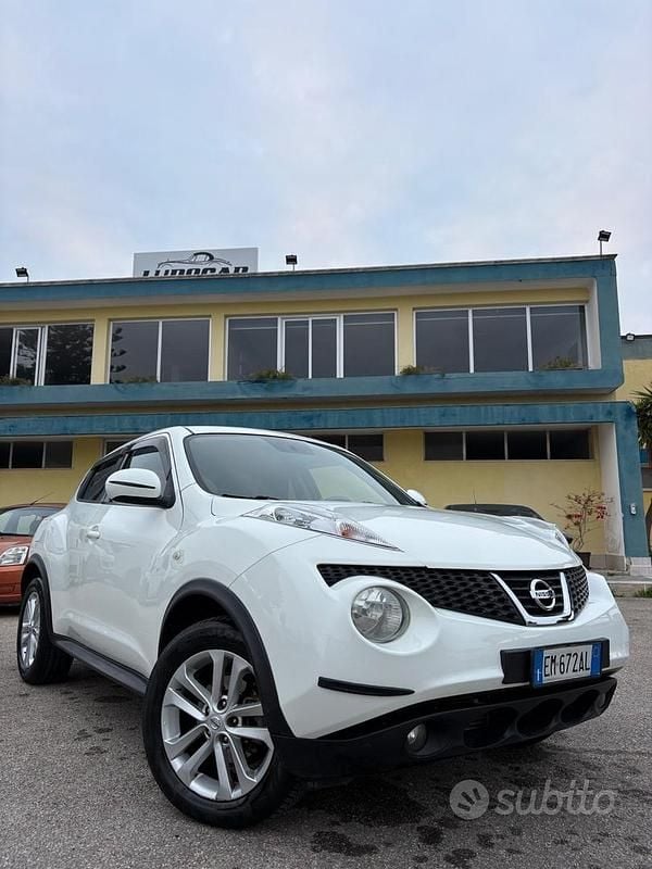 Usata Nissan Juke Tekna 110 CV (80 kW) 2012 Bianco SUV