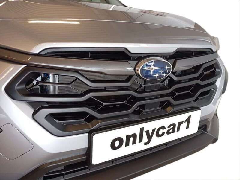 Usata Subaru Crosstrek Style 136 CV (100 kW) 2024 Grigio SUV
