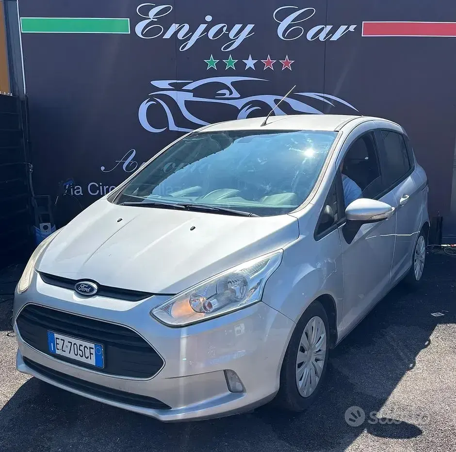 Usata Ford B-MAX Titanium 95 CV (69 kW) 2016 Grigio Monovolume