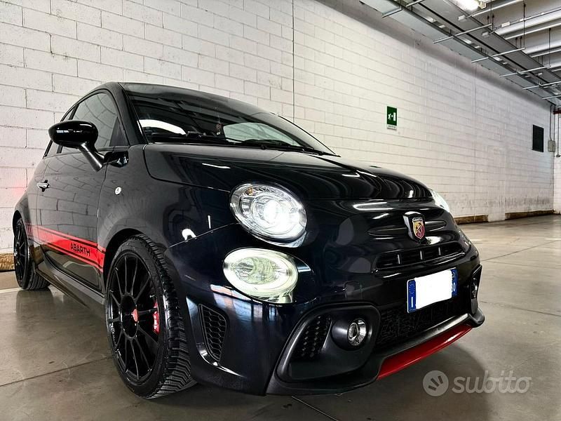 Usata Abarth 595C Turismo 165 CV (121 kW) 2016 Nero Cabrio