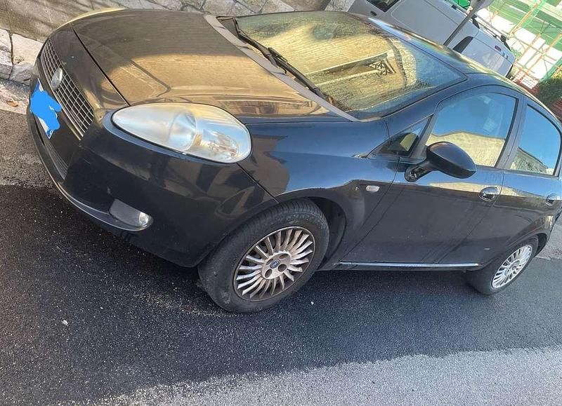 Usata Fiat Grande Punto Dynamic 90 CV (66 kW) 2007 Utilitaria