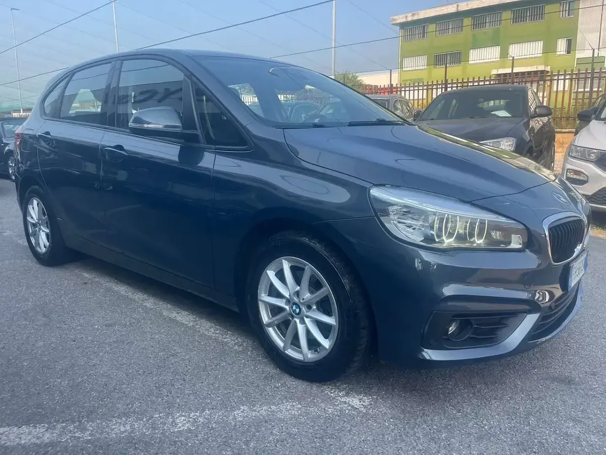 Usata BMW 216 Active Tourer 116 CV (85 kW) 2017 Lilla Monovolume