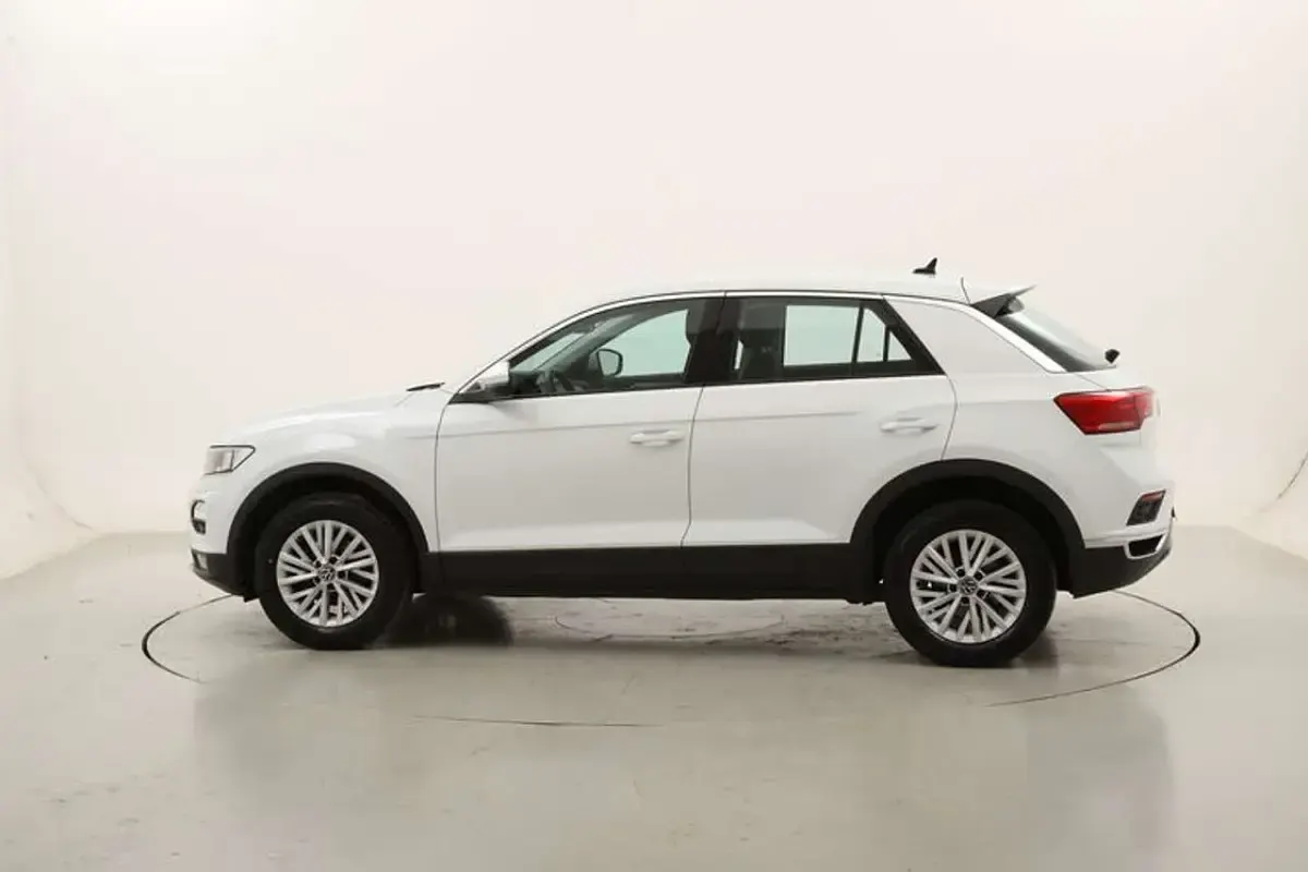 Usata VW T-Roc Life 110 CV (80 kW) 2021 Bianco SUV
