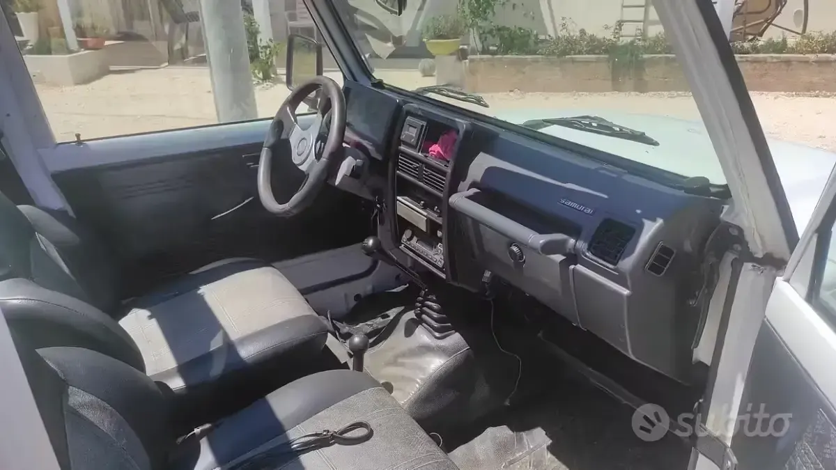 Usata Suzuki Samurai 69 CV (50 kW) 1993 Bianco SUV