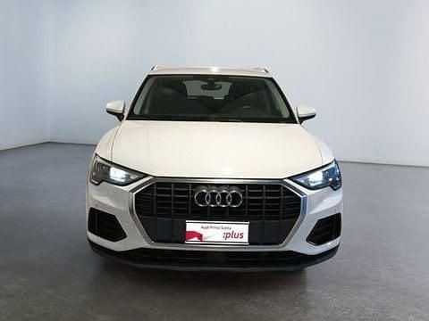 Käytetty Audi Q3 Business 150 HP (110 kW) 2021 Valkoinen Katumaasturi