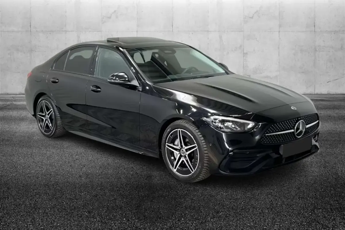 Usata Mercedes C220 AMG Line Premium 200 CV (147 kW) 2024 Nero Berlina