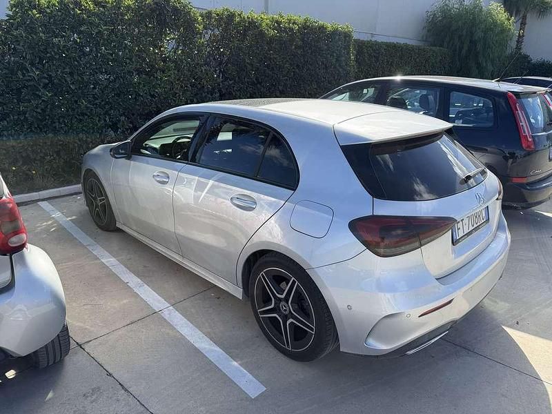 Usata Mercedes A180 Premium 116 CV (85 kW) 2019 Berlina