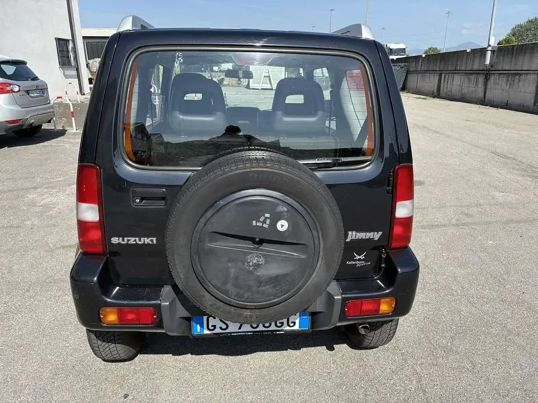 Usata Suzuki Jimny 86 CV (63 kW) 2009 SUV