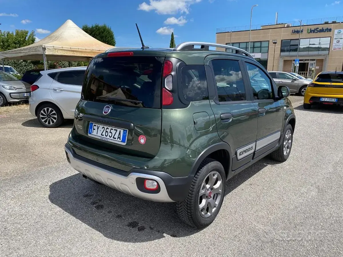 Usata Fiat Panda Cross Cross 84 CV (61 kW) 2020 Verde Utilitaria