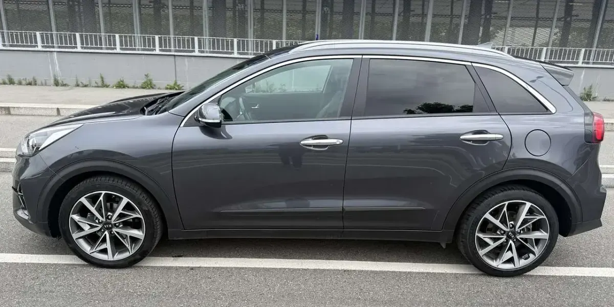 Usata Kia Niro Urban 105 CV (77 kW) 2021 Nero SUV