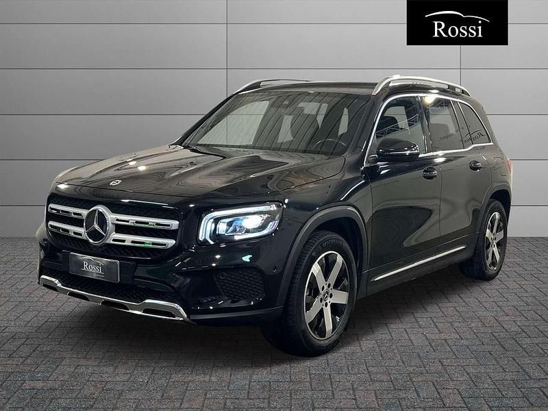 Nero Usata 2022 Mercedes GLB180 SUV | 28.500 € (Buon prezzo) - Immagine 1/4