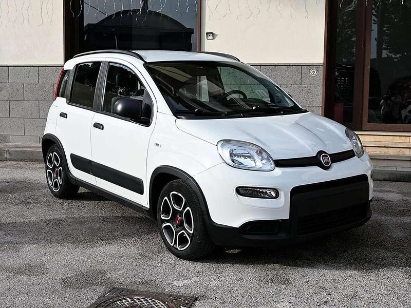 Usata Fiat Panda City Life 69 CV (50 kW) 2022 Bianco Utilitaria