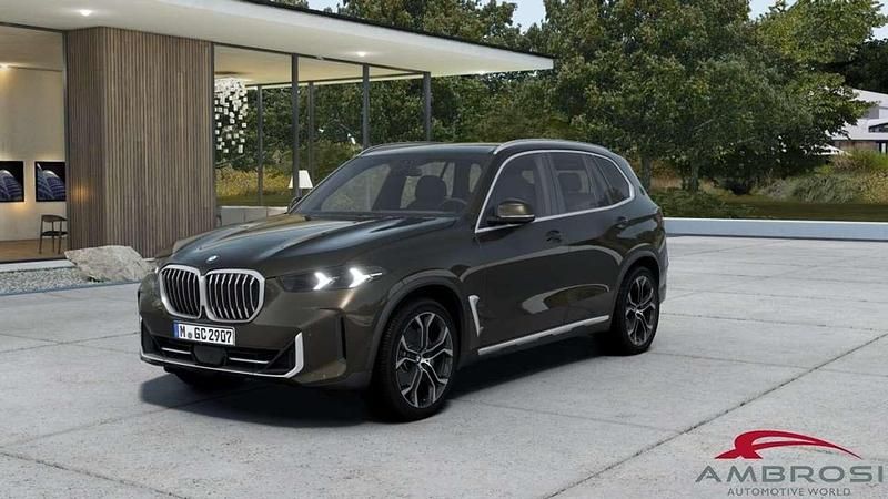 Nuova BMW X5 381 CV (280 kW) 2025 Marrone SUV