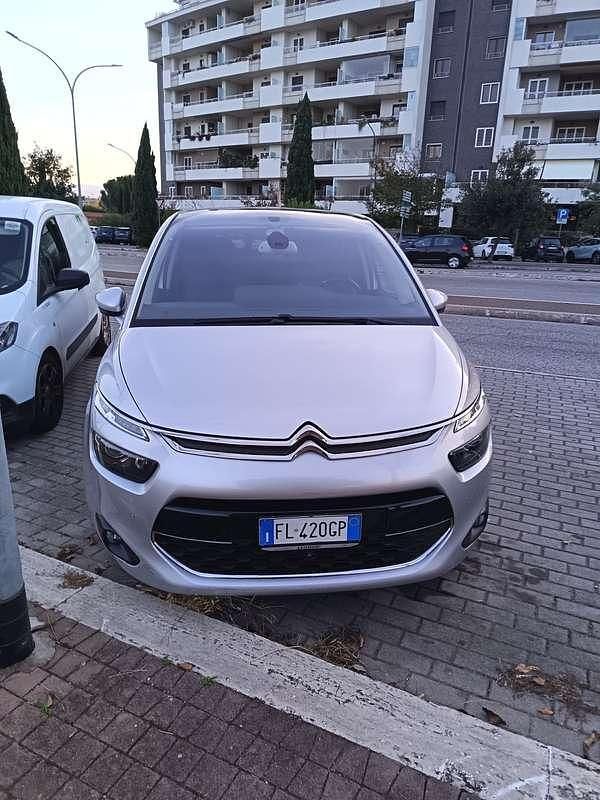 Argento Usata 2016 Citroën C4 Picasso Exclusive Monovolume | 7900 € (Ottimo prezzo) - Immagine 1/4