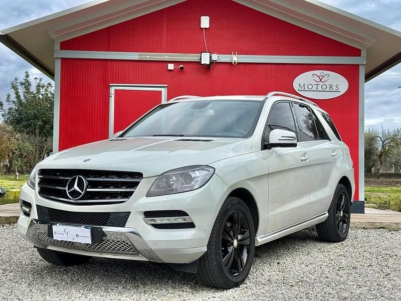 Usata Mercedes ML250 Premium 203 CV (149 kW) 2013 Bianco SUV
