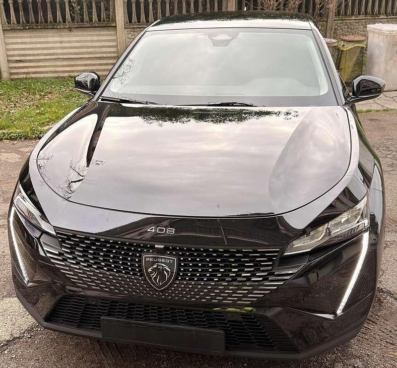 Usata Peugeot 408 Allure 131 CV (96 kW) 2023 Berlina