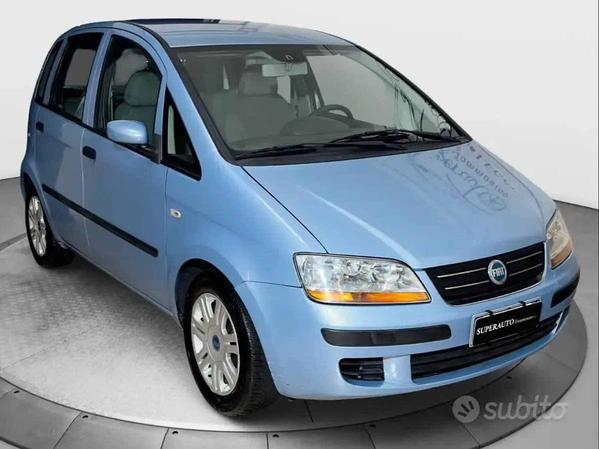 Usata Fiat Idea Emotion 69 CV (50 kW) 2004 Nero Monovolume