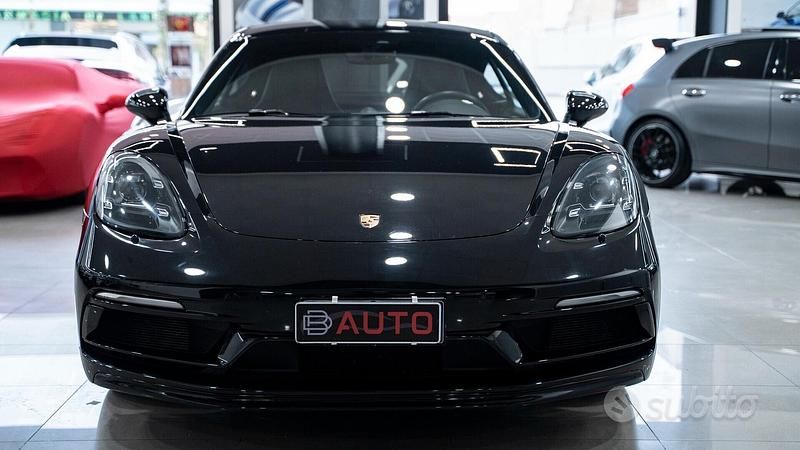 Usata Porsche 718 Cayman S Chrono 350 CV (257 kW) 2018 Nero metallizzato Coupé