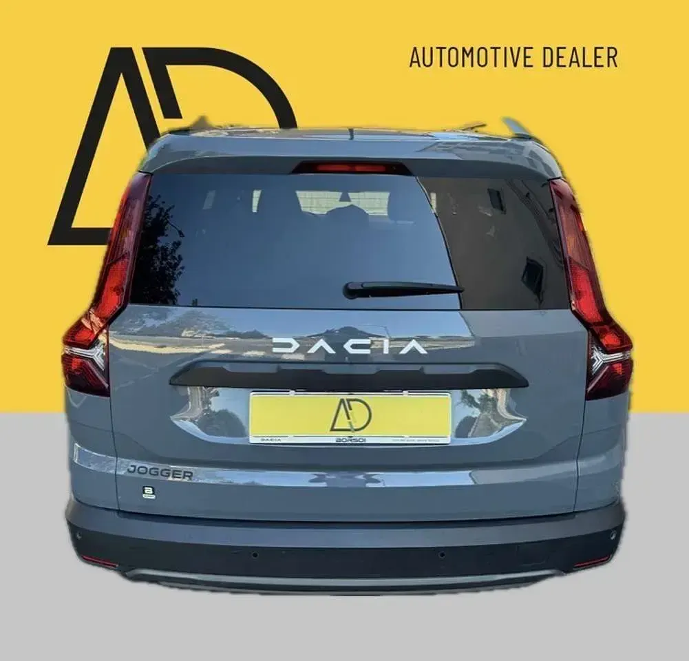 Usata Dacia Jogger Expression 101 CV (74 kW) 2023 Other Monovolume