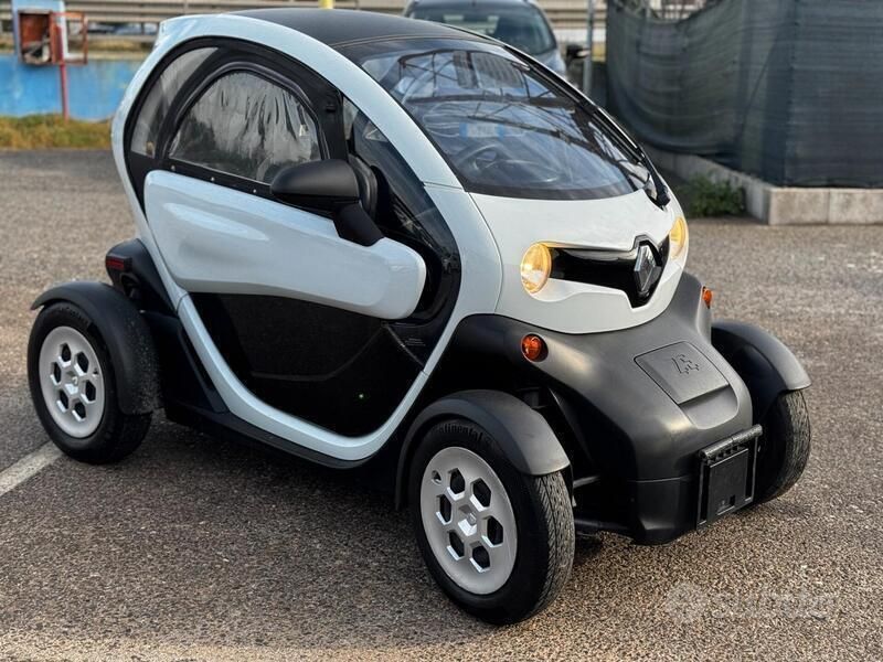 Usata Renault Twizy 84 kW (115 CV) 2018 Bianco Utilitaria