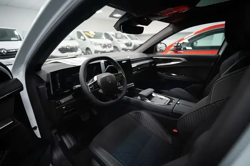 Usata Renault Rafale Esprit Alpine 200 CV (147 kW) 2024 Bianco SUV