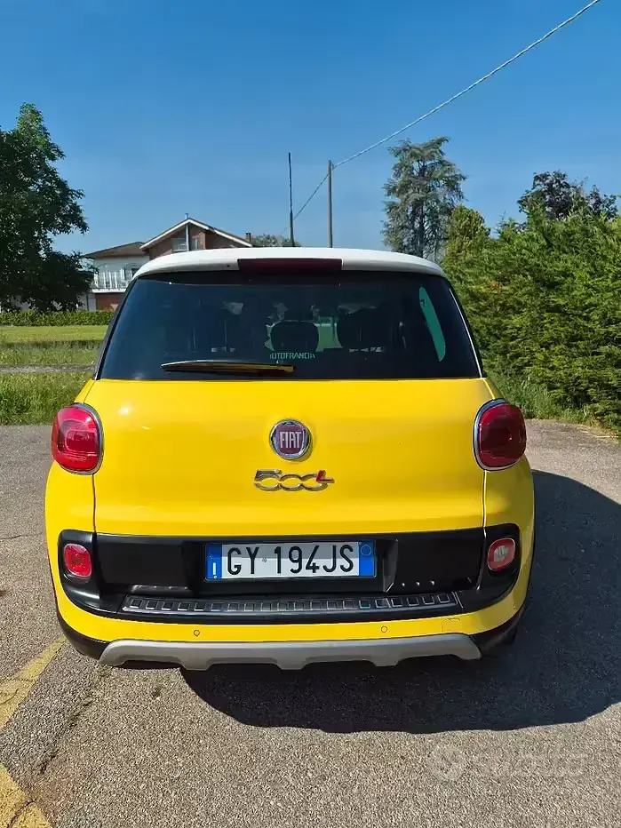 Usata Fiat 500L Trekking 105 CV (77 kW) 2014 Giallo Monovolume