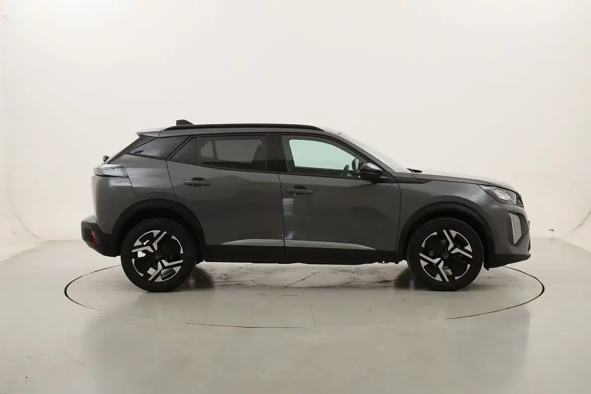 Usata Peugeot 2008 Allure 100 CV (73 kW) 2025 SUV