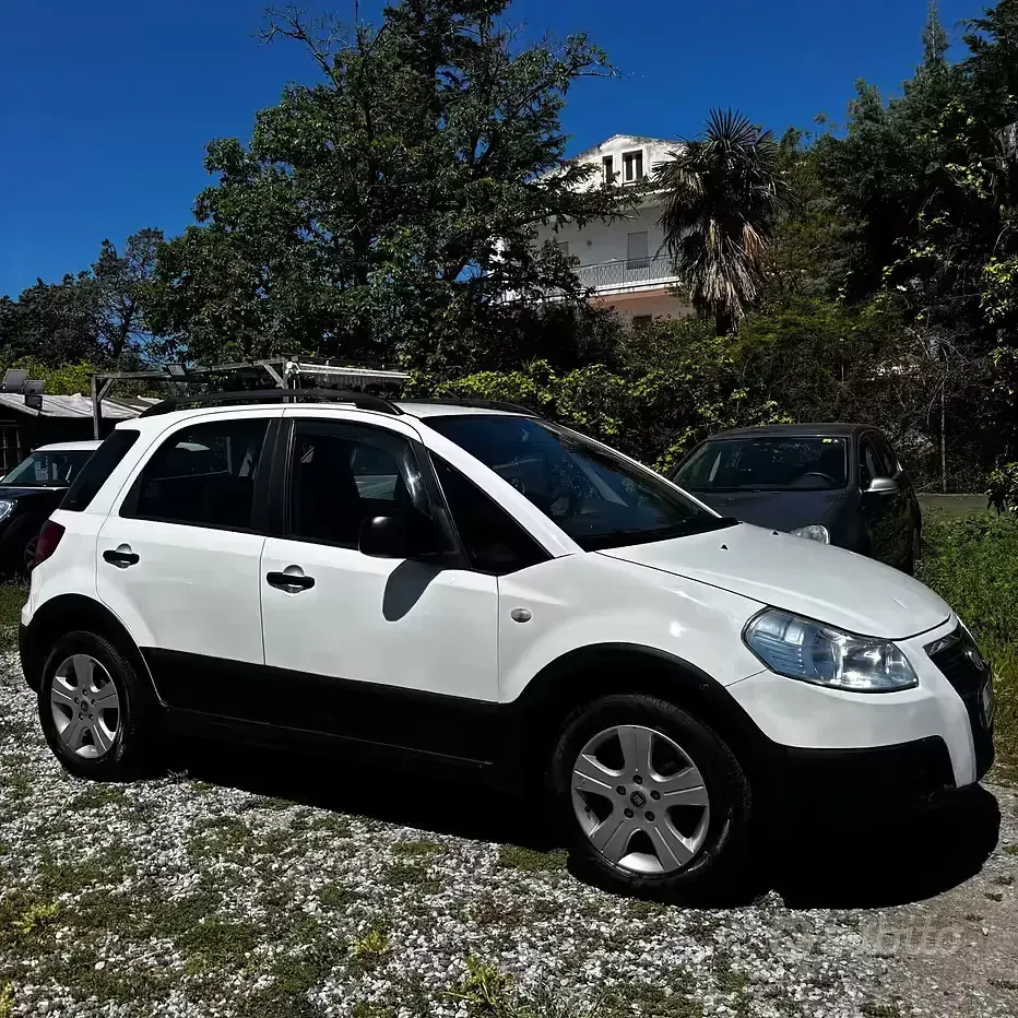 Usata Fiat Sedici Dynamic 120 CV (88 kW) 2008 Bianco SUV