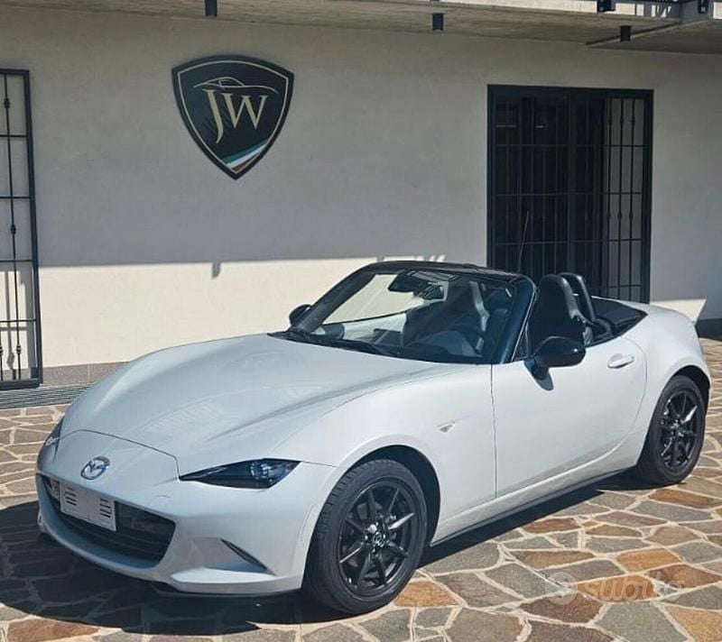 Bianco Usata 2016 Mazda MX5 Inclusive Cabrio | 21.500 € (Buon prezzo) - Immagine 1/4