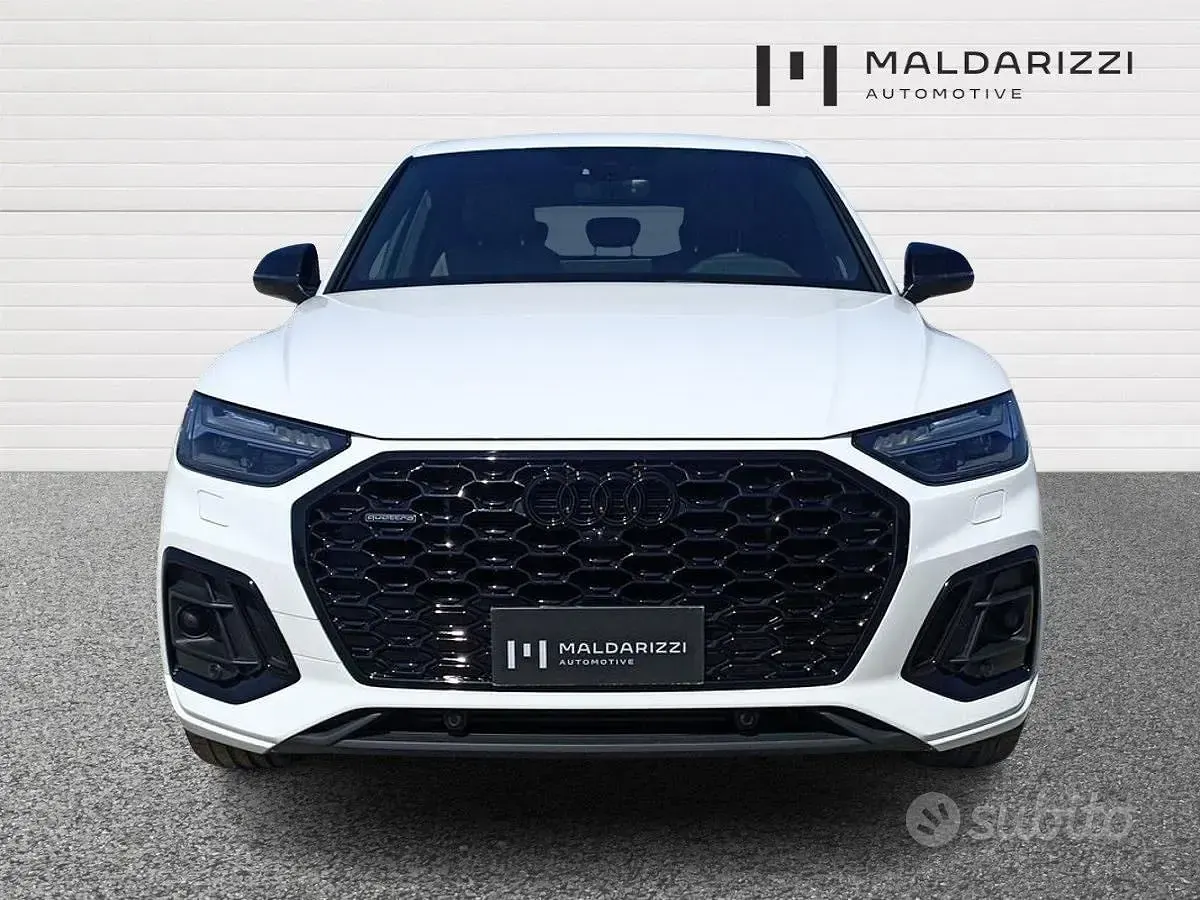 Usata Audi Q5 Sportback S-line plus 299 CV (219 kW) 2022 Grigio SUV