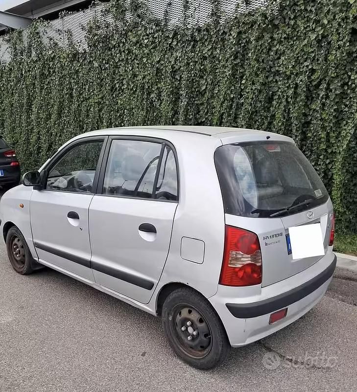 Usata Hyundai Atos Prime 59 CV (43 kW) 2004 Grigio Utilitaria