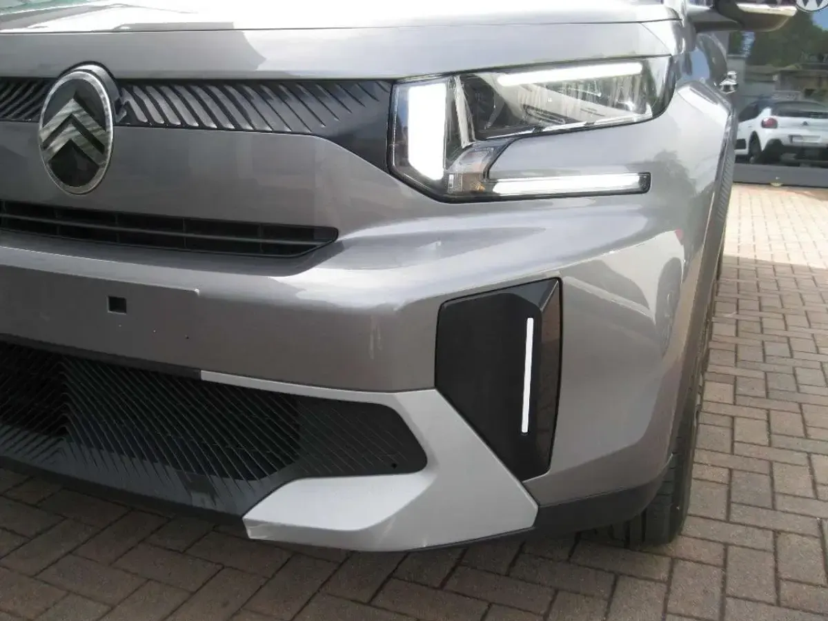 Usata Citroën C3 Aircross PureTech 101 CV (74 kW) 2025 Mercury grey SUV