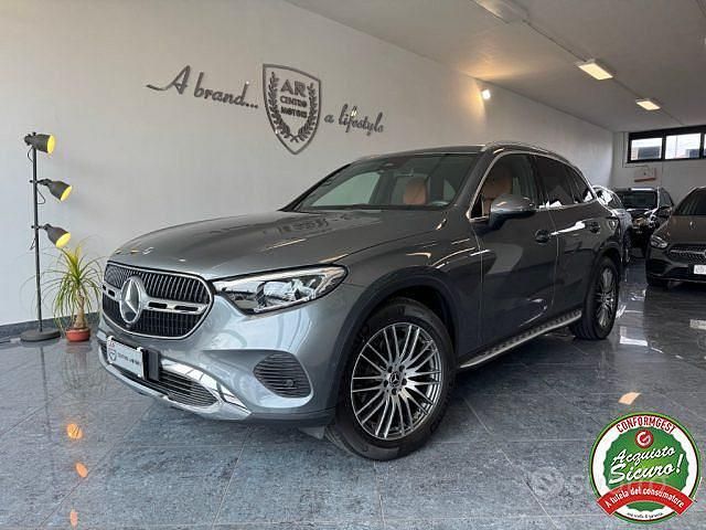 Grigio scuro Usata 2023 Mercedes GLC220 Advanced Plus SUV | 45.900 € (Ottimo prezzo) - Immagine 1/4