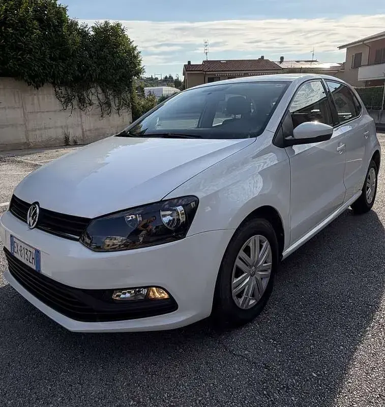 Usata VW Polo Trendline 75 CV (55 kW) 2015 Berlina