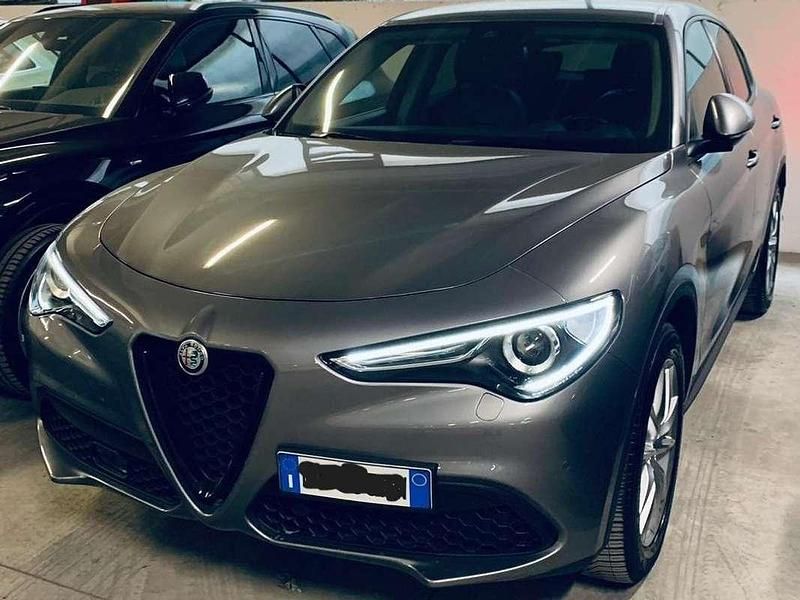 Usata Alfa Romeo Stelvio Executive 190 CV (139 kW) 2020 Grigio SUV