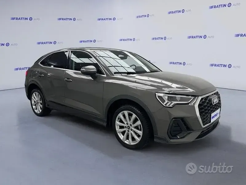 Usata Audi Q3 Business Plus 150 CV (110 kW) 2020 Grigio SUV