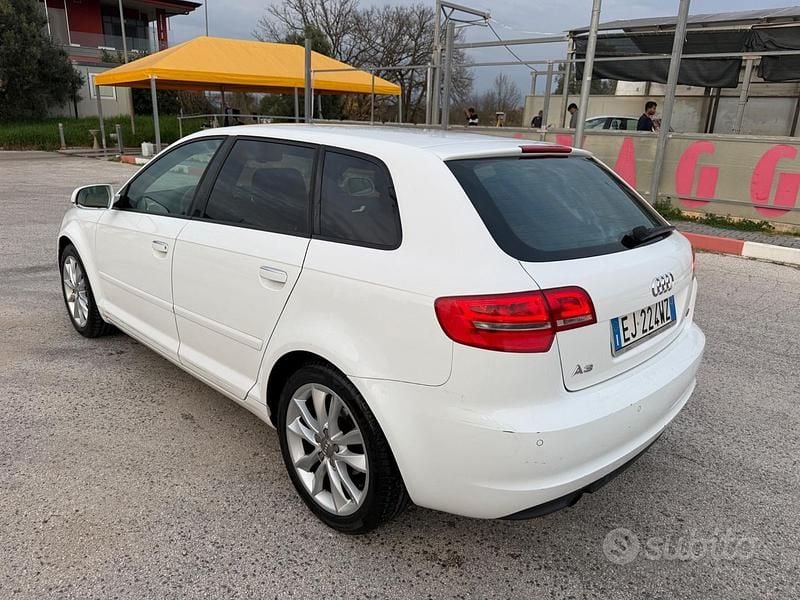 Usata Audi A3 Ambiente 140 CV (102 kW) 2011 Bianco Utilitaria