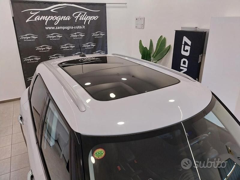 Usata Mini Park Lane Countryman 111 CV (81 kW) 2016 Bianco SUV