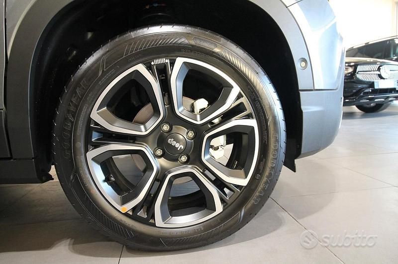 Nuova Jeep Avenger Summit 101 CV (74 kW) 2025 Grigio SUV