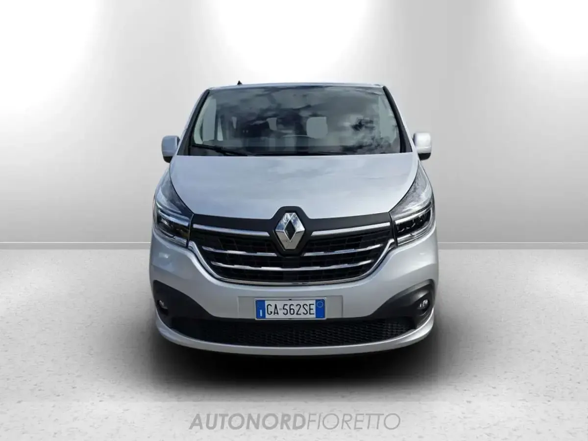 Usata Renault Trafic 145 CV (106 kW) 2020 Bianco Monovolume