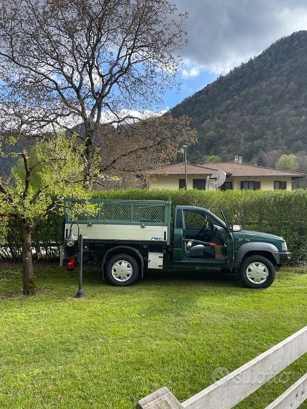 Usata Tata Xenon 140 CV (102 kW) 2011 Verde Pick-up