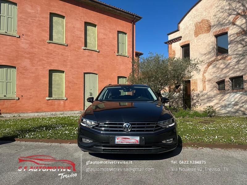 Usata VW Passat Executive 150 CV (110 kW) 2020 Giallo Station wagon