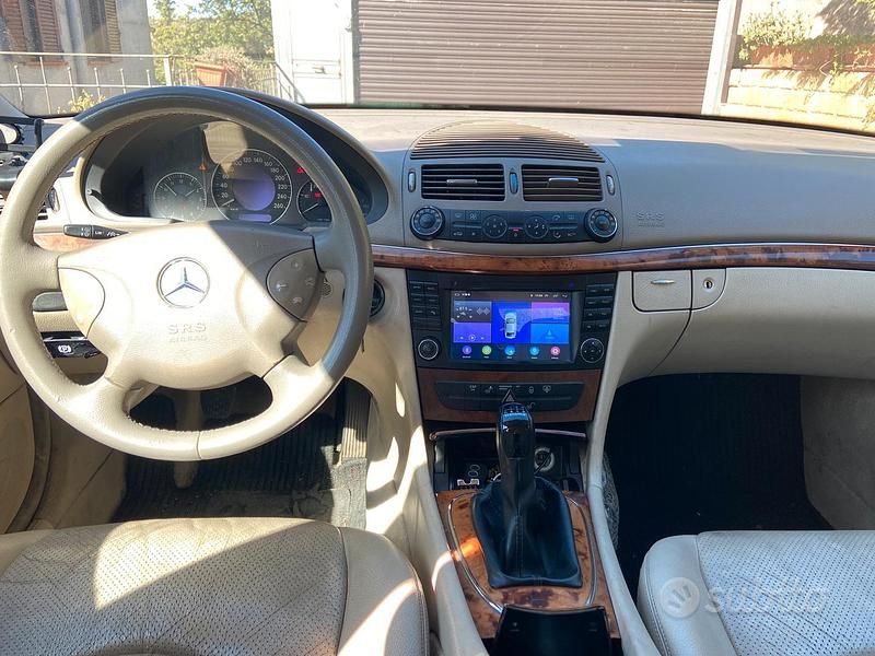 Usata Mercedes E220 2003 Blu Berlina