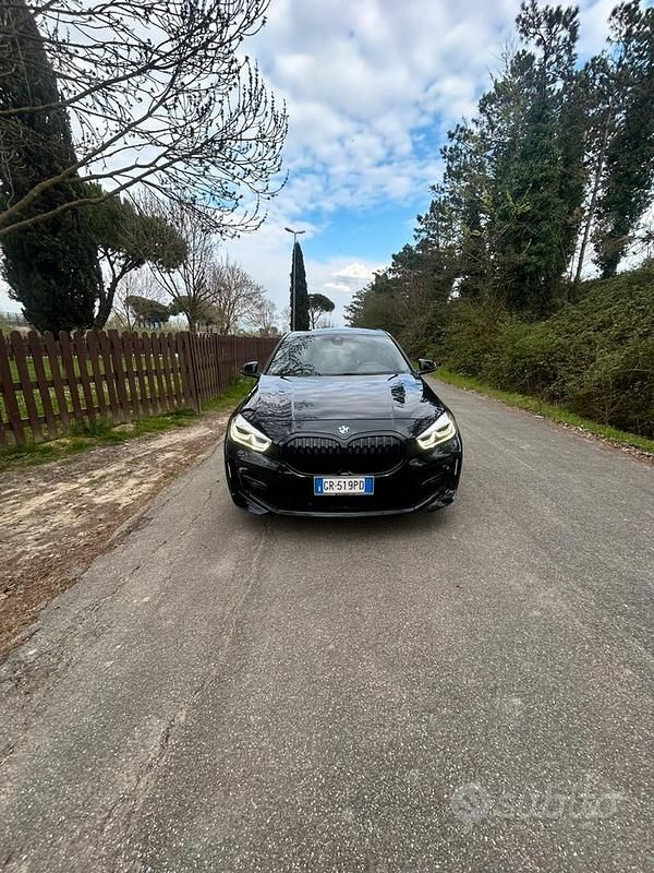 Usata BMW 116 M Sport 116 CV (85 kW) 2023 Nero Utilitaria